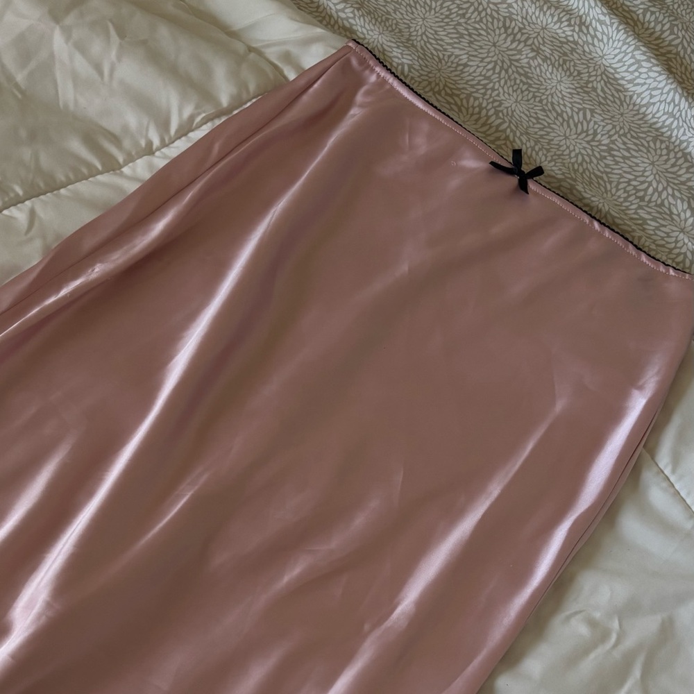 𐙚 Madden Skirt Pink Satin Skirt